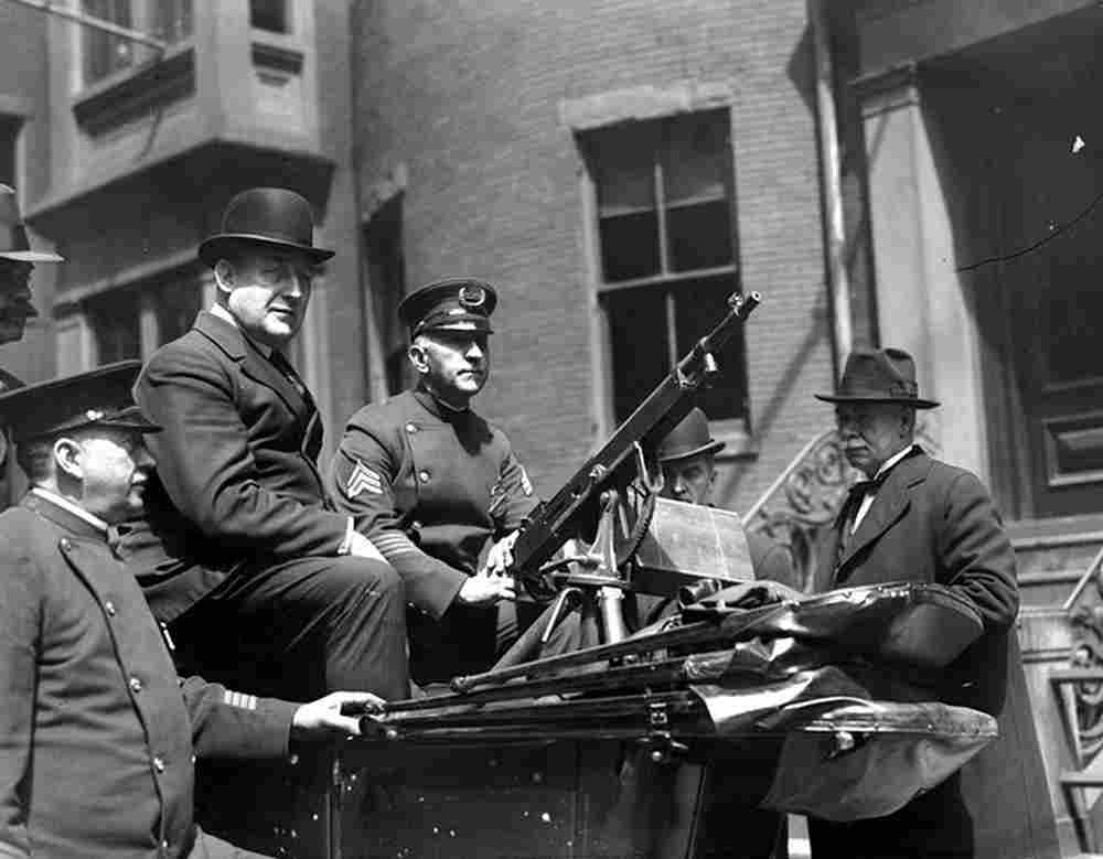 Old Photos of Boston Police-1920-lg